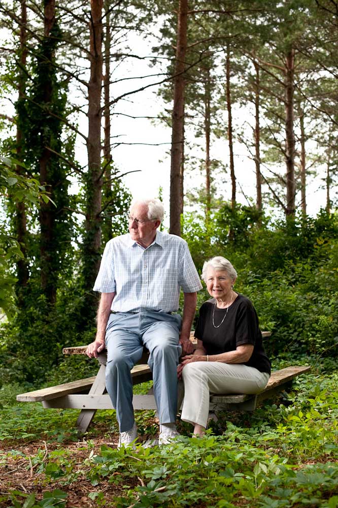 portrait of earl Helton