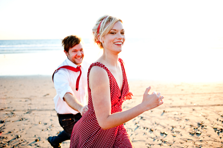 engagement in santa monica by seattle wedding photographer meloidia