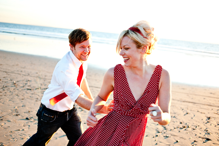 engagement in santa monica by seattle wedding photographer meloidia