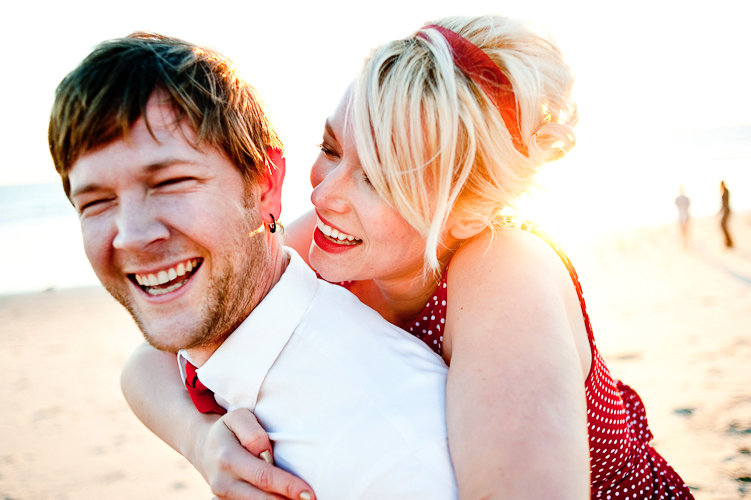 engagement in santa monica by seattle wedding photographer meloidia