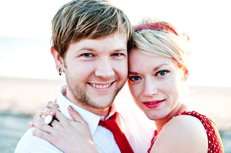 engagement in santa monica by seattle wedding photographer meloidia