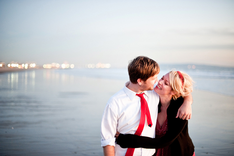 engagement in santa monica by seattle wedding photographer meloidia