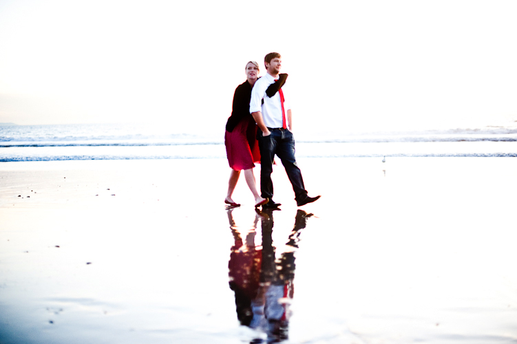engagement in santa monica by seattle wedding photographer meloidia